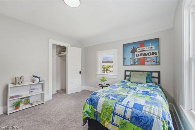 123 E State Street, Barberton, OH 44203