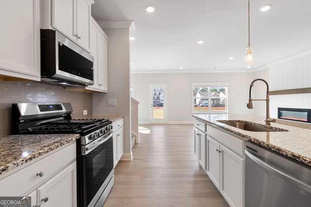 3467 Iron Hearth Bend 117A, Snellville, GA 30039