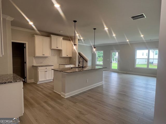 3467 Iron Hearth Bend 117A, Snellville, GA 30039