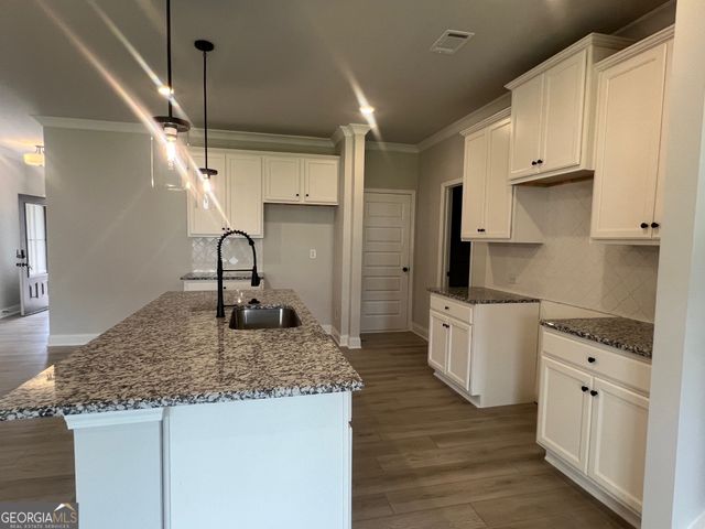 3467 Iron Hearth Bend 117A, Snellville, GA 30039