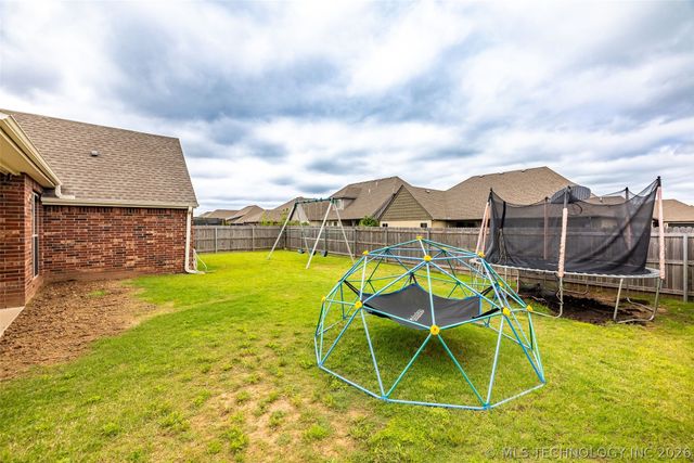 18223 E 49th Place S, Tulsa, OK 74134