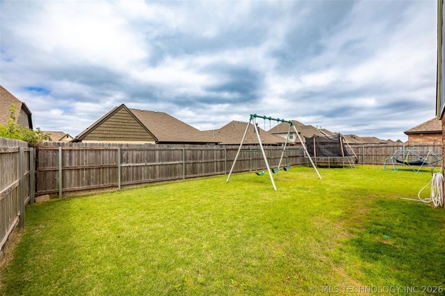 18223 E 49th Place S, Tulsa, OK 74134