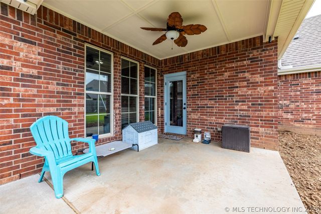 18223 E 49th Place S, Tulsa, OK 74134