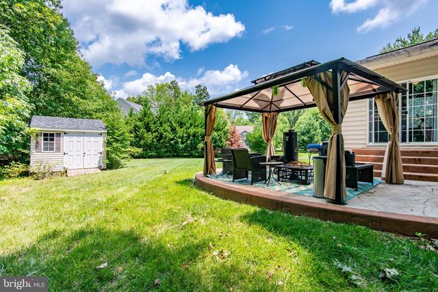 6245 HAWSER DR, King George, VA 22485