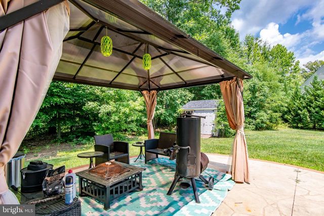 6245 HAWSER DR, King George, VA 22485