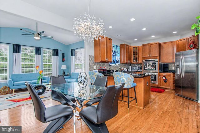 6245 HAWSER DR, King George, VA 22485