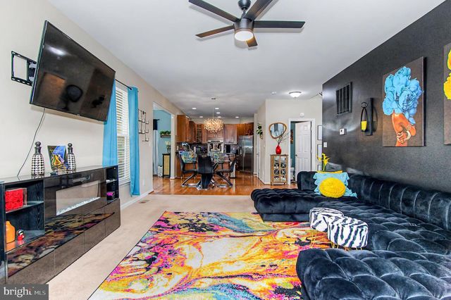 6245 HAWSER DR, King George, VA 22485