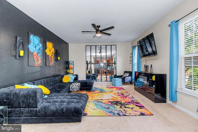 6245 HAWSER DR, King George, VA 22485