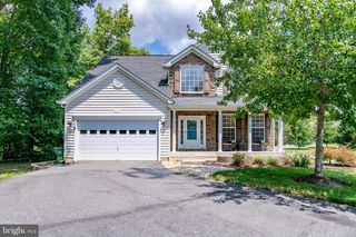 6245 HAWSER DR, King George, VA 22485