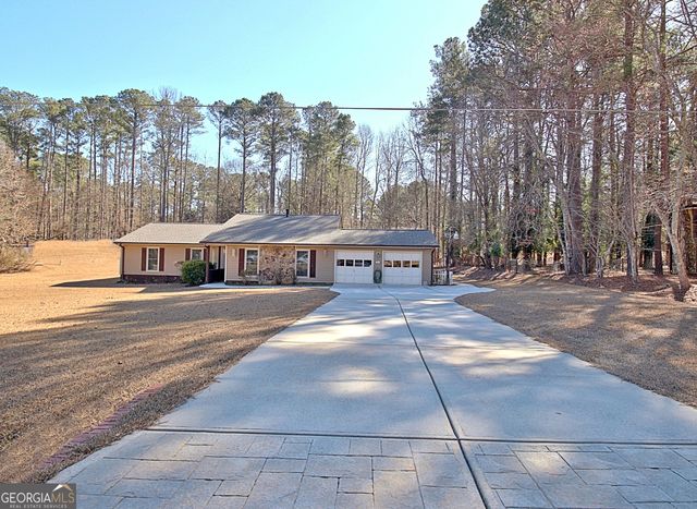 165 Pine Trail Road, Fayetteville, GA 30214
