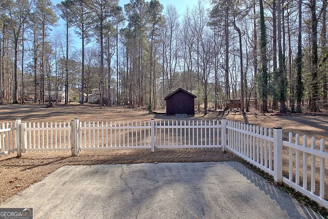 165 Pine Trail Road, Fayetteville, GA 30214