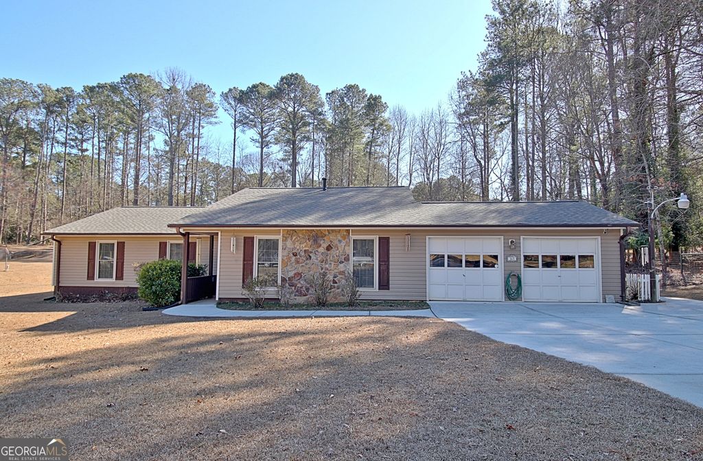 165 Pine Trail Road, Fayetteville, GA 30214