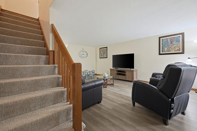 68 Village Street 68, Easton, MA 02334