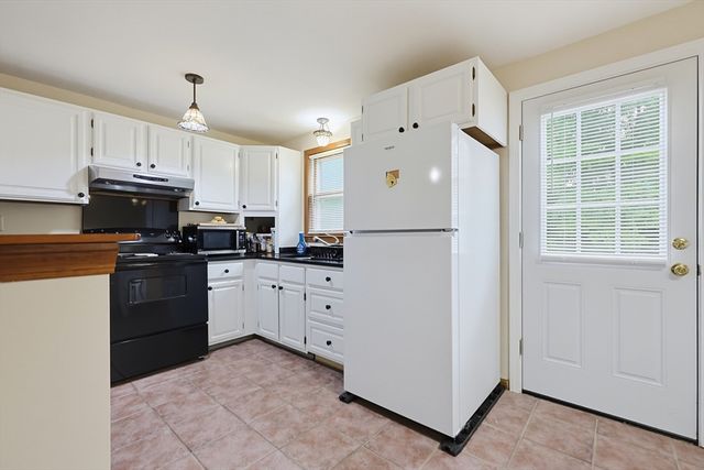 68 Village Street 68, Easton, MA 02334