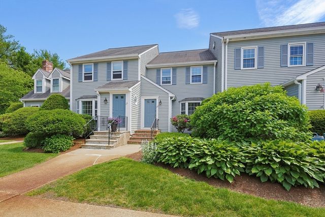 68 Village Street 68, Easton, MA 02334