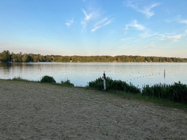 33 W Shore Drive, Winchendon, MA 01475