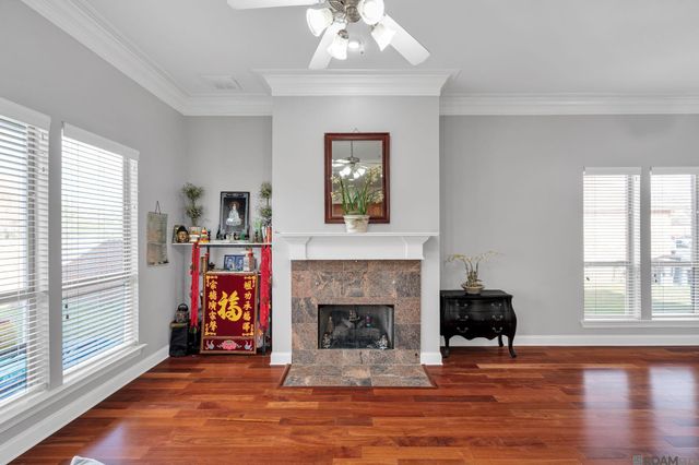 6339 Cross Gate Dr, Baton Rouge, LA 70817