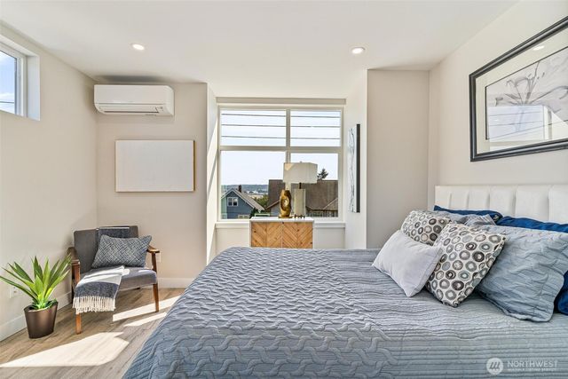 1616 S Juneau Street, Seattle, WA 98108