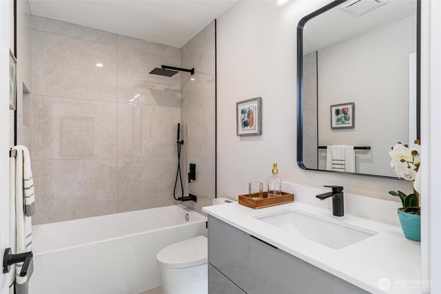 1616 S Juneau Street, Seattle, WA 98108