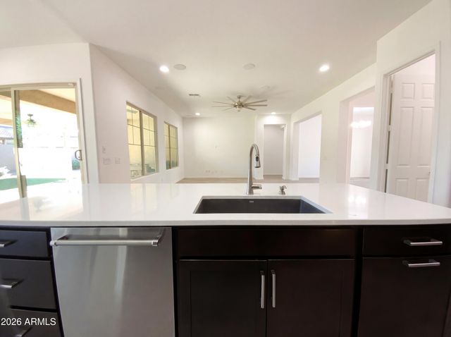 10927 E TUMBLEWEED Avenue, Mesa, AZ 85212