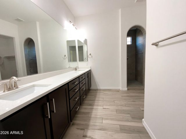 10927 E TUMBLEWEED Avenue, Mesa, AZ 85212