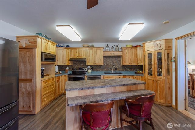 3829 Deep Lake Boundary Road, Colville, WA 99114