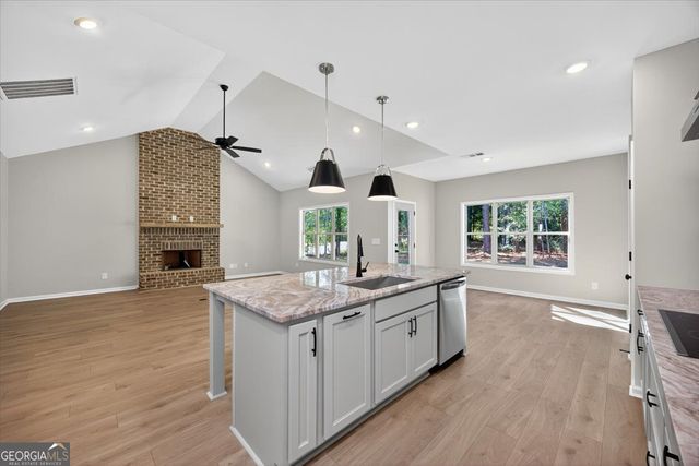 205 Barnett Lane, Thomaston, GA 30286