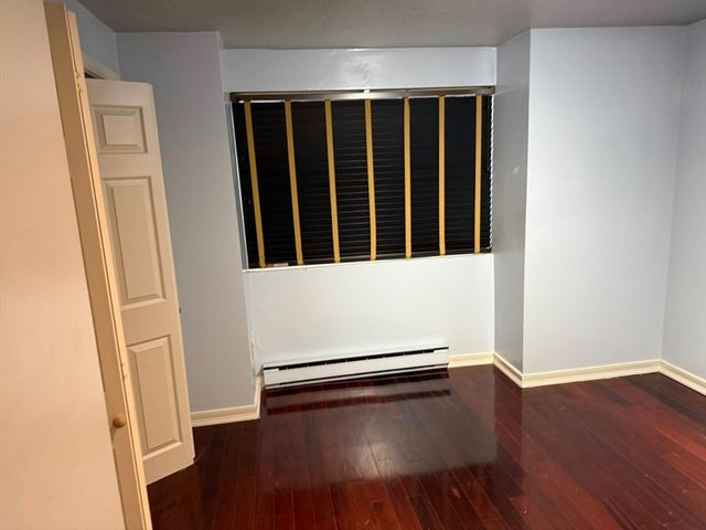 11 Hulbert 15, Worcester, MA 01603