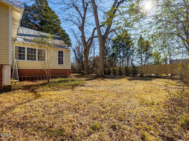 298 E Salisbury Street, Pittsboro, NC 27312