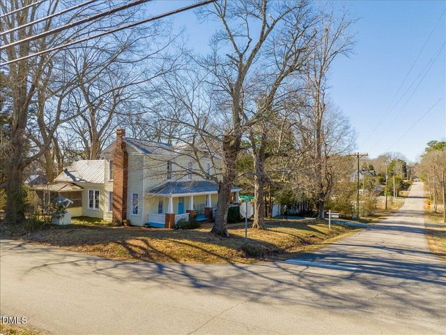 298 E Salisbury Street, Pittsboro, NC 27312