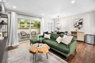 2724 Oak Rd 88, Walnut Creek, CA 94597