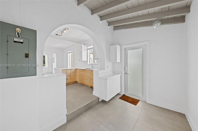 565 NW 44th Street, Miami, FL 33127