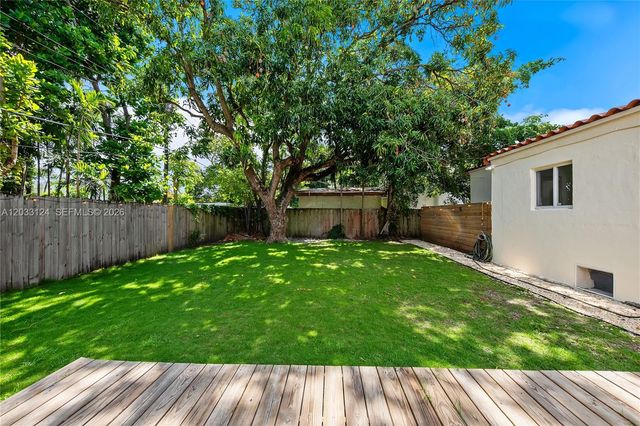 565 NW 44th Street, Miami, FL 33127