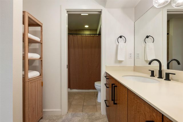 1115 10th ST 209, Austin, TX 78703