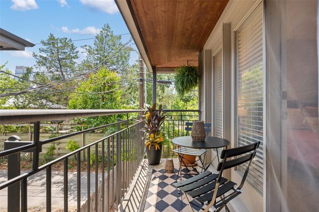 1115 10th ST 209, Austin, TX 78703