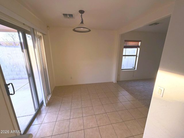 40440 N HIGH MEADOWS Drive, San Tan Valley, AZ 85140