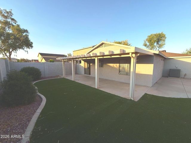 40440 N HIGH MEADOWS Drive, San Tan Valley, AZ 85140