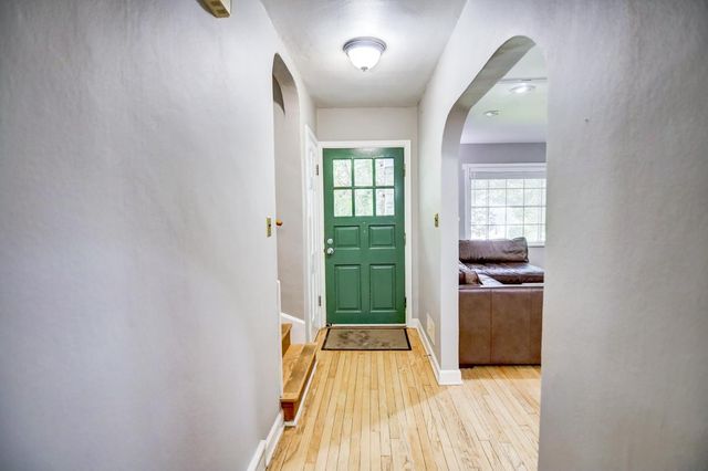 207 S Owen Drive, Madison, WI 53705