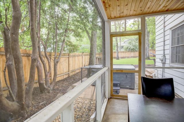 207 S Owen Drive, Madison, WI 53705