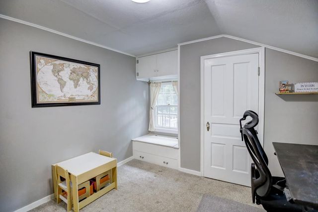 207 S Owen Drive, Madison, WI 53705