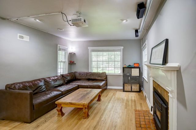 207 S Owen Drive, Madison, WI 53705