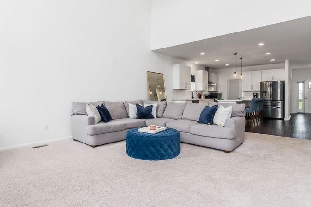 3867 Crowberry Court, Powell, OH 43065