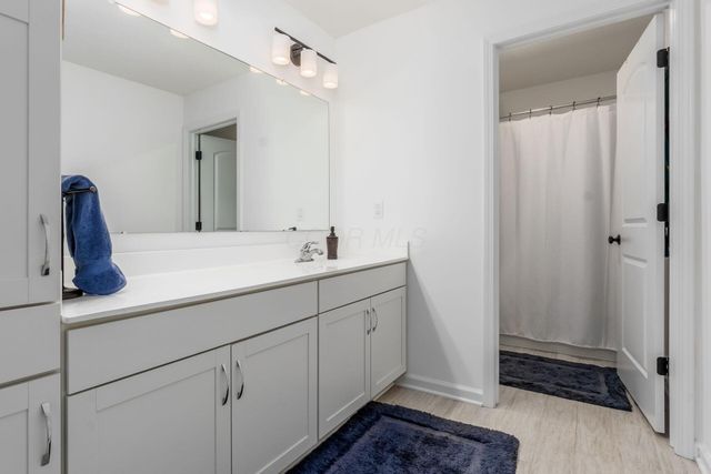 3867 Crowberry Court, Powell, OH 43065