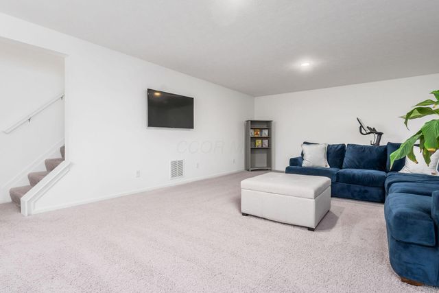 3867 Crowberry Court, Powell, OH 43065