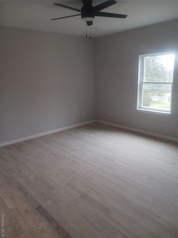 207 Roosa Gap Road, Bloomingburg, NY 12721