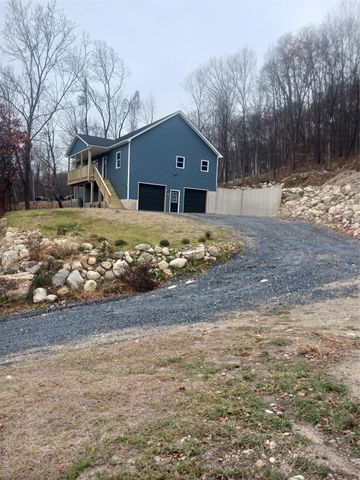 207 Roosa Gap Road, Bloomingburg, NY 12721