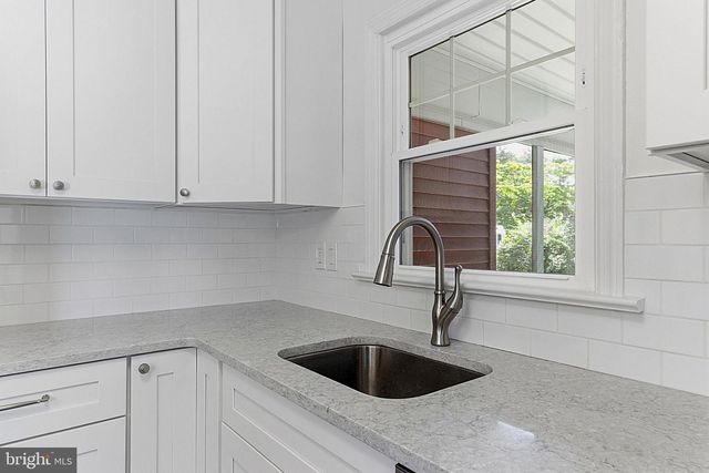 217 NANCY LN, Ewing, NJ 08638