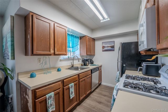 130 Beach 62nd Street 60, Arverne, NY 11692
