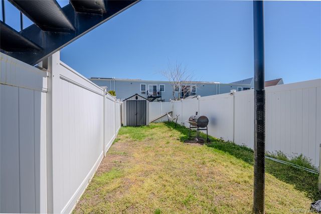 130 Beach 62nd Street 60, Arverne, NY 11692