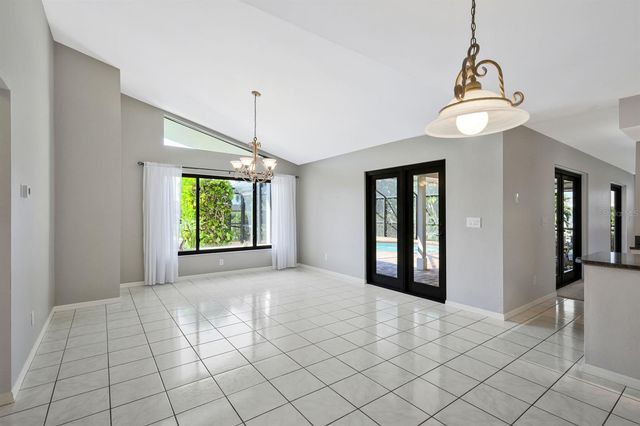 1904 SE 36TH TERRACE, Cape Coral, FL 33904